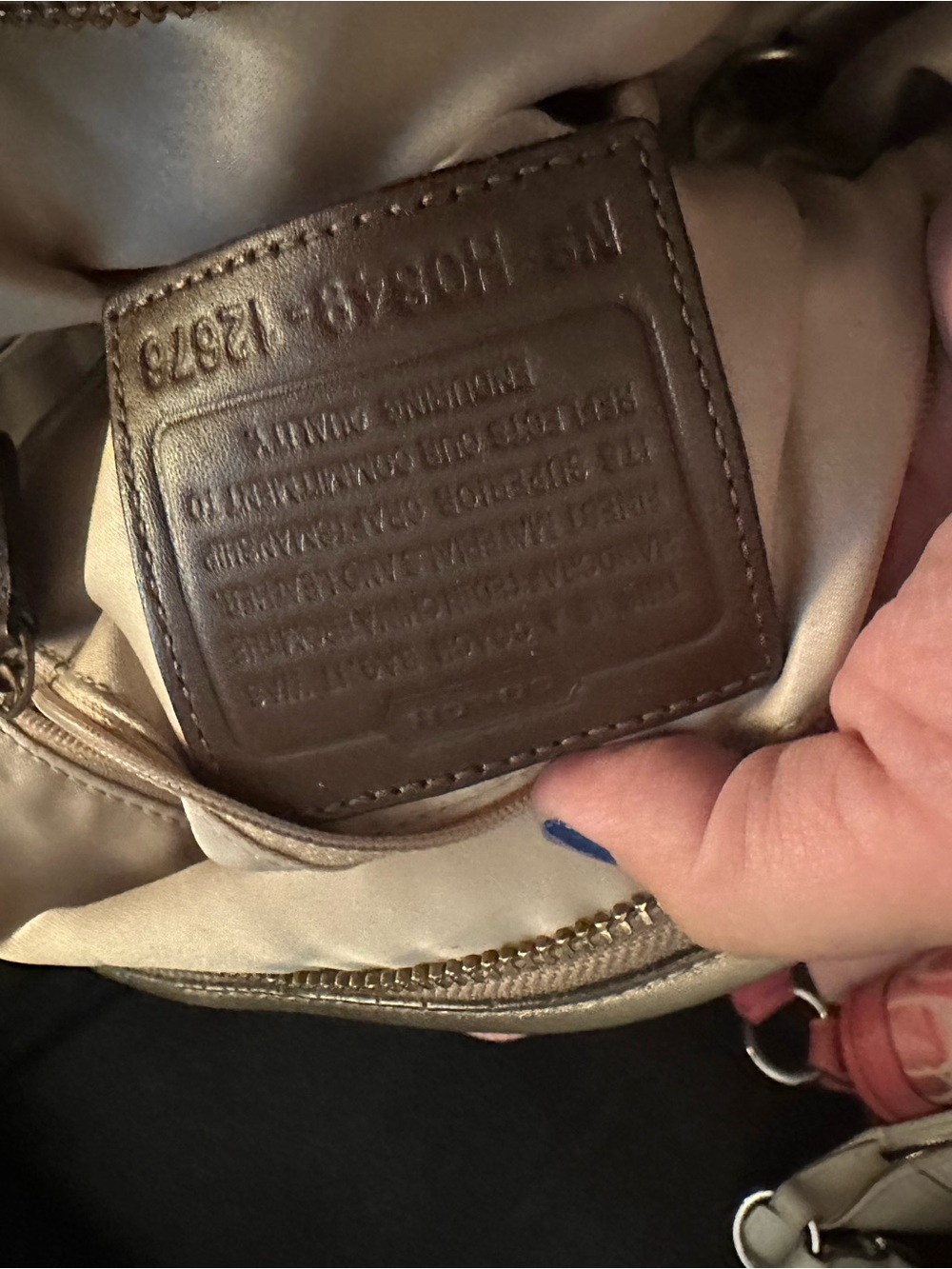 Shoulder Bag - Picture 3 of 4